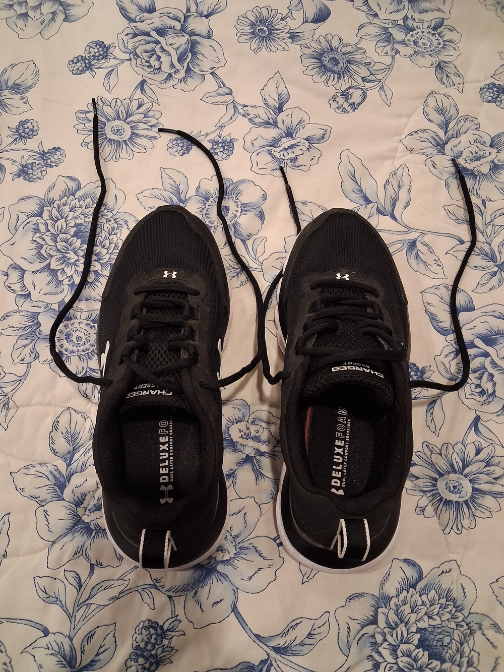 Under Armour Women’s Black Running Shoes